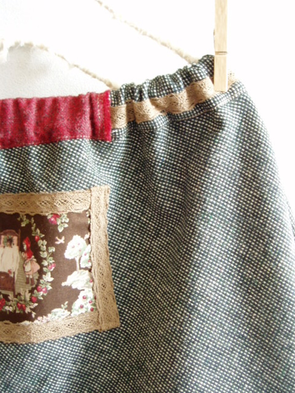ミニマフラー付ツイードのヘムラインスカート 2枚目の画像