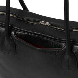 【日本製造，義大利皮革】人氣方形波士頓包，可裝A4尺寸文件，採用真牛皮製成，輕盈柔軟，黑色 第3張的照片