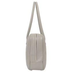 【日本製造，義大利皮革】人氣方形波士頓包，可裝A4尺寸紙張，全牛皮材質，輕盈柔軟的收縮皮革，淺灰色 第2張的照片