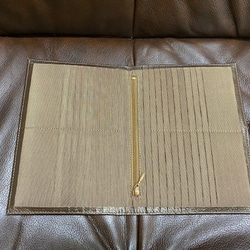 【日本製】大量 40枚収納できる カードケース 本革 2つ折り シュリンクレザー ブロンズ 2枚目の画像
