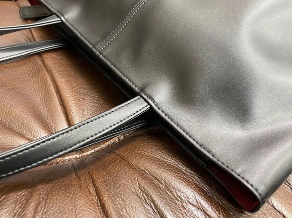 日本製造：「告別肩部僵硬」超輕（約360克）高品質PU皮革手提包，可裝A4文件，黑色 第7張的照片