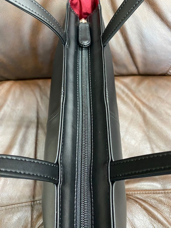 日本製造：「告別肩部僵硬」超輕（約360克）高品質PU皮革手提包，可裝A4文件，黑色 第8張的照片