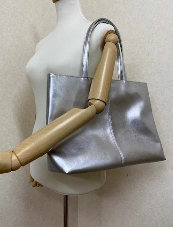 日本製造：「告別肩部僵硬」超輕（約360克）高品質PU皮革手提包，可裝A4文件，黑色 第10張的照片