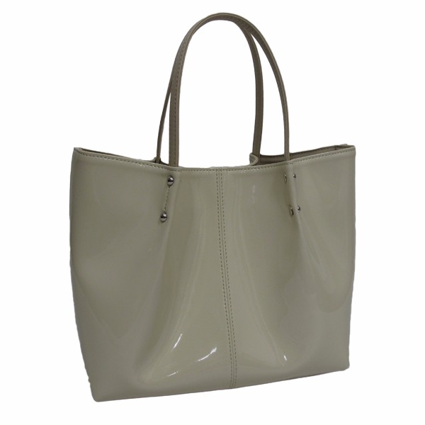 【日本製】超軽量290ｇ 特殊加工の人工皮革 エナメル トートバッグ ベージュ