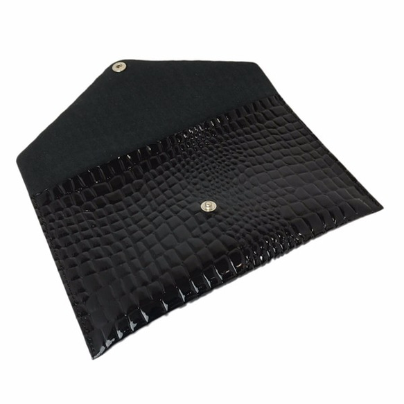 搪瓷扁袋鱷魚形PU皮革，用於存放銀行存摺、護照等。黑色的 第3張的照片