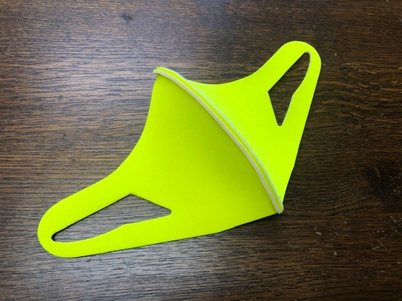 三維面罩可以用水洗滌的潛水服材料的三維面罩厚度2 mm可重複清洗的面罩M尺寸熒光黃 第3張的照片