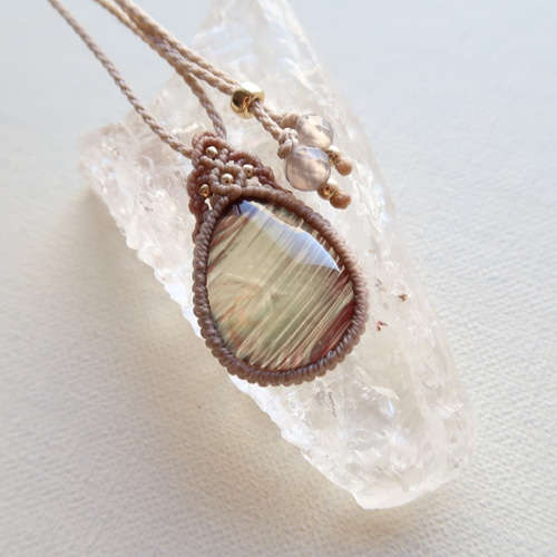 アンデシン・マクラメペンダントdrstl ネックレス・ペンダント LOTUS