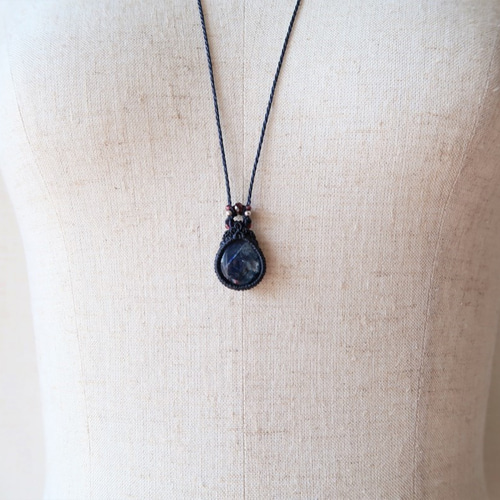 Creema限定』カイヤナイト・マクラメペンダントwdrdeco ネックレス