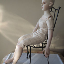 創作ビスクドール人形　アンティーク花柄の着物の 女の子パート2 6枚目の画像