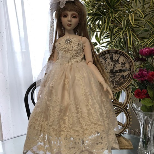 創作球体関節ビスクドール人形 栗色の髪の白いドレスの少女2 その他