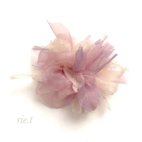 【rie.t】オーガンジーの花咲バレッタ  イングリッシュローズ 3枚目の画像