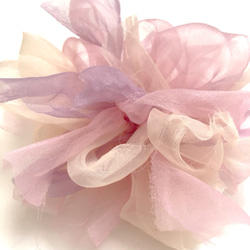【rie.t】オーガンジーの花咲バレッタ  イングリッシュローズ 4枚目の画像
