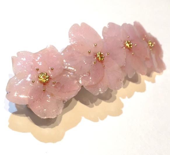 【rie.t】本物の桜♡バレッタ 押し花 2枚目の画像