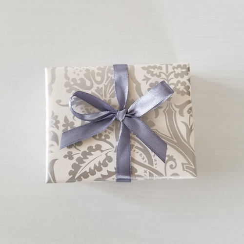 週末特価)立体刺繍 リースブローチ リース刺繍ブローチ ブローチ ai ann 通販 10796048