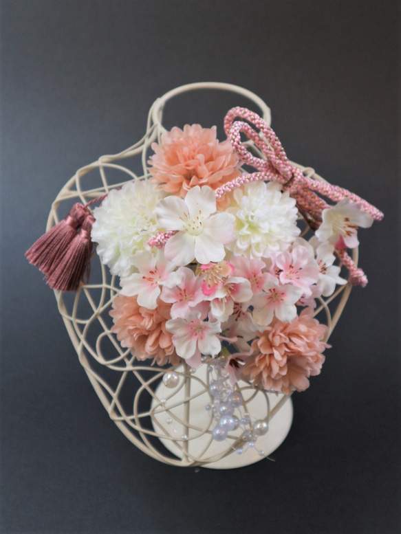 髪飾り　桜　成人式、卒業式、着物和装の結婚式に 4枚目の画像