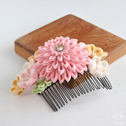秘密の花園❈コーム　« 桃×黄»　つまみ細工の髪飾　成人式・卒業式・お呼ばれ 4枚目の画像