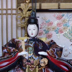 3月ひな人形　三五親王芥子官女三段飾り（花梨） 4枚目の画像