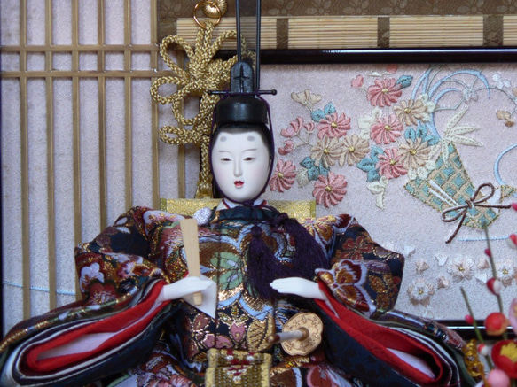 3月ひな人形　三五親王芥子官女三段飾り（花梨） 4枚目の画像
