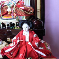 3月ひな人形　三五親王芥子官女三段飾り（花梨） 6枚目の画像