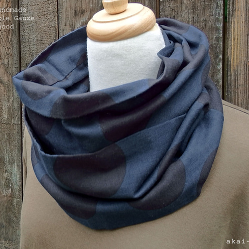MADE IN JAPANダブルガーゼのスヌード⦿Big Dots⦿Smoky Navy x