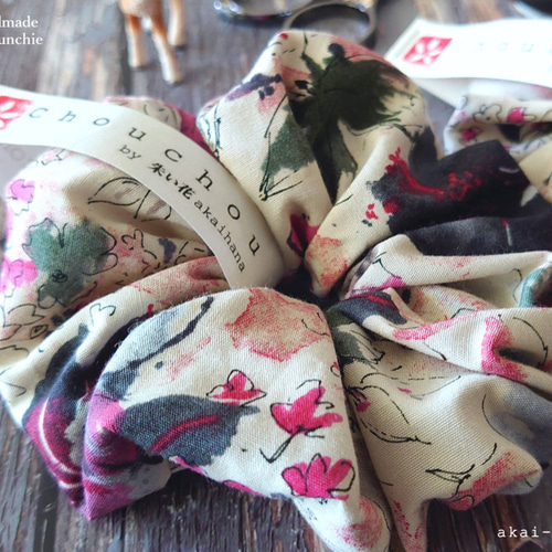 ハンドメイド ☆ シュシュ 103 S-514) ラメ入りシュシュ | ビーズ・パーツなどのハンドメイドパーツ