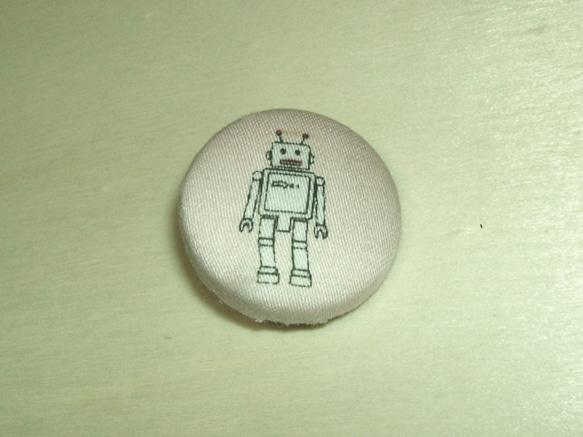 「ロボットpink」柄のブローチ帯留め（φ38㎜） 5枚目の画像