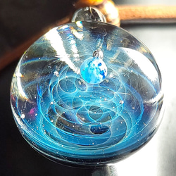 ●  [ オミグラ！ ]  宇宙 ガラス 地球  ハンドメイド ネックレス ペンダント メンズ レディース ● 6枚目の画像