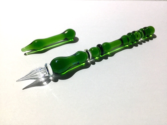 緑のガラスペン 受注制作 2枚目の画像