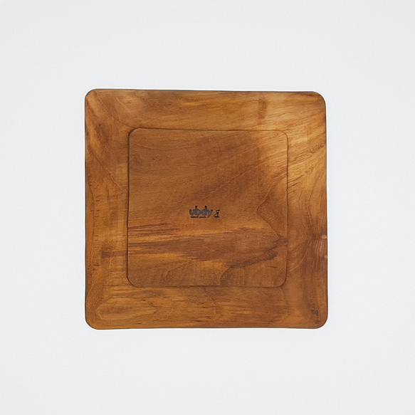 手彫りの木のお皿　おやこ四角皿Lサイズ　チーク材　オリーブオイル仕上げ 3枚目の画像