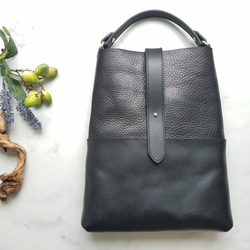 ■A Line Black HandBag■　送料無料　イタリアンレザー使用 4枚目の画像