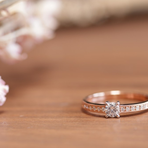 普段使いのできるエタニティー婚約指輪 0.2ct鑑定書付き ご納品後  