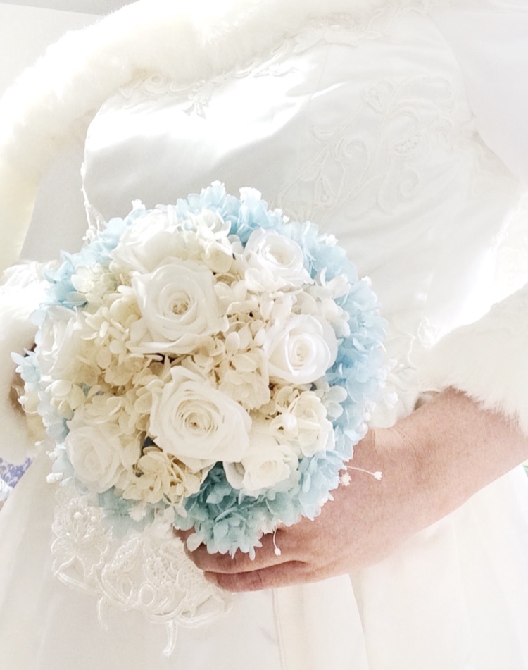 かすみ草とサムシングブルーのウェディングブーケ❤︎ケース付セット商品【プリザ】