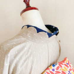 【受注生産】洗える綿ポリ着物　衿スカラップ　織りドット　”ミルクティーベージュ”　(Mサイズ) 4枚目の画像