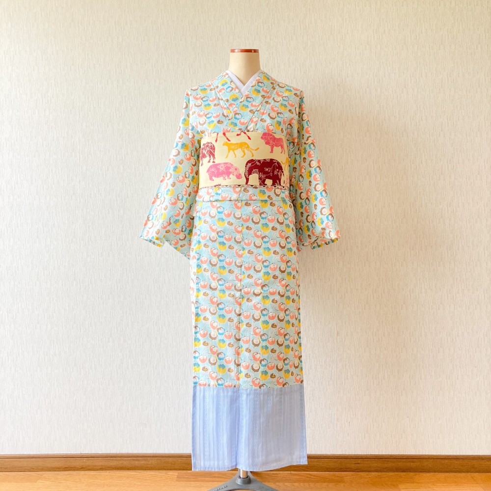 洗えるコットン着物　ペール・フラワー　"ブルー"　(M/Lサイズ)