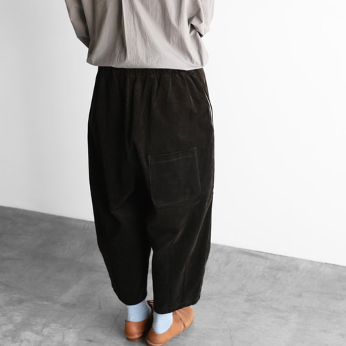 HUIS遠州織物シャトルコーディロイ サルエルバールンパンツ HUIS遠州織物シャトルコーディロイ サルエルバールンパンツ huis遠州