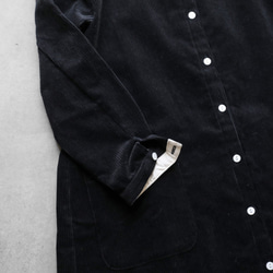 梭織燈芯絨連衣裙（厚脊、黑色）【女款】U203 第4張的照片