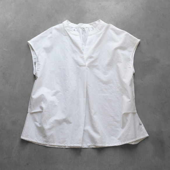 寬鬆蓬鬆棉法式袖（白色）[女士] 第2張的照片