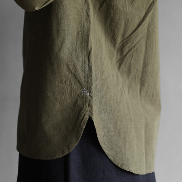 綿ウールタイプライタークロスバンドカラーシャツ（カーキ）size3【ユニセックス】 4枚目の画像