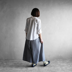 柔軟的棉質半裙褲（灰色）[女士] 第5張的照片