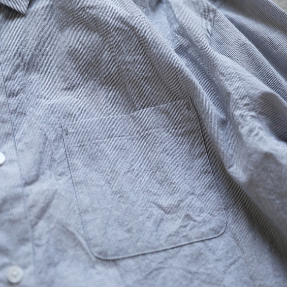 コードレーンビッグシャツ（白×黒細ストライプ）【ユニセックス】 6枚目の画像