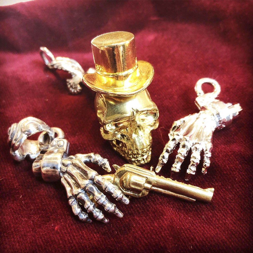 SOLID DESIGN SD-158R ライトハンドスカルシルバーペンダント