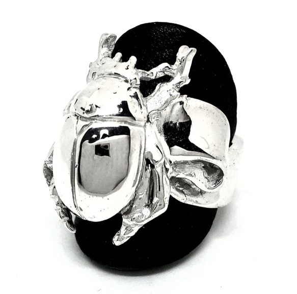 シルバー925 甲虫デザインリング 年代物アンティーク。一点もの シルバー925 甲虫デザインリング 年代物アンティーク。一点もの