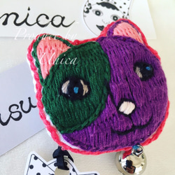 ねこちゃん刺繍ブローチ≪Brooch［misumisu］A-0003≫ 3枚目の画像