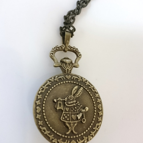 光る羅針盤の懐中時計ネックレス☆レジンハンドメイド☆宇宙☆軌道