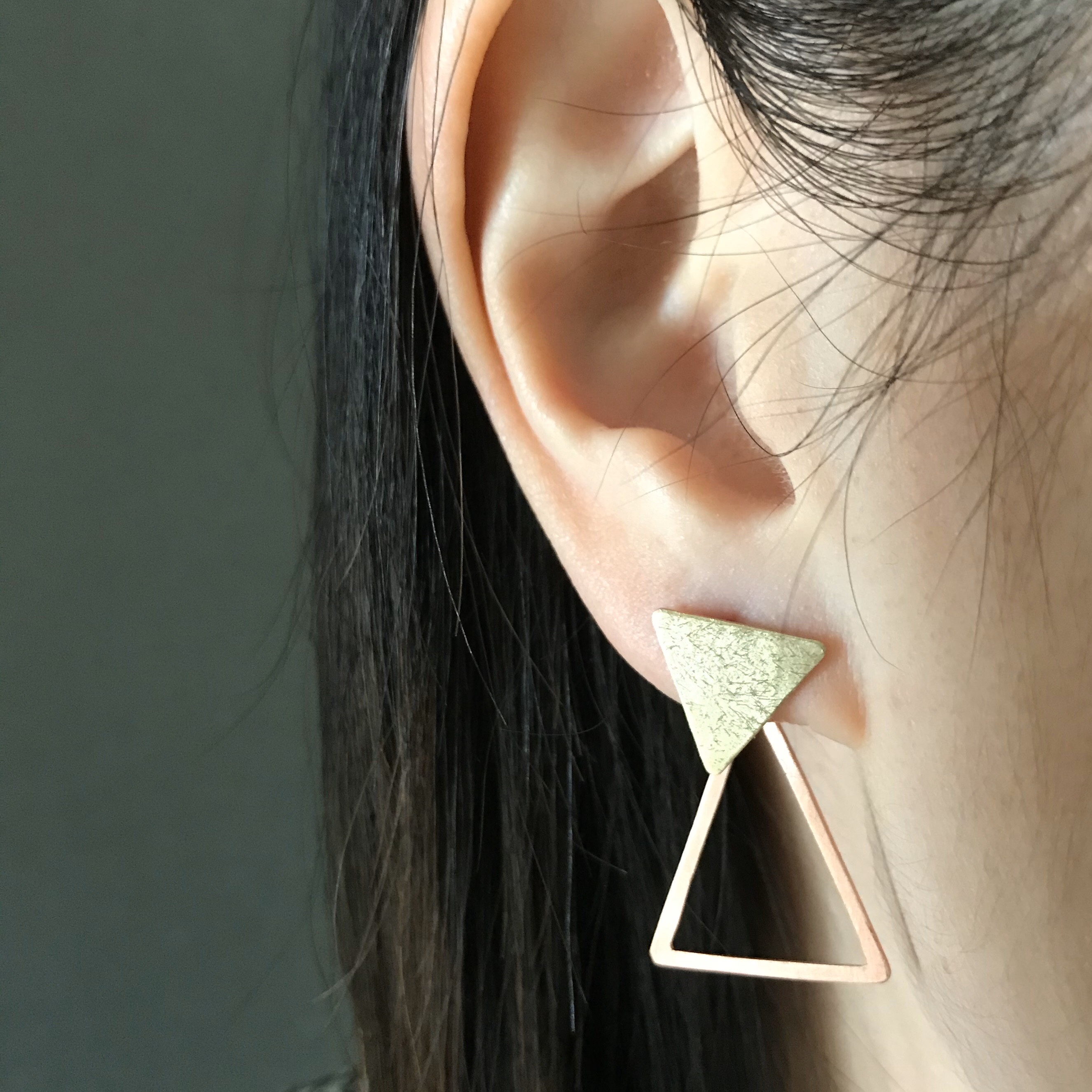 sukashiピアス【さんかく2ita】