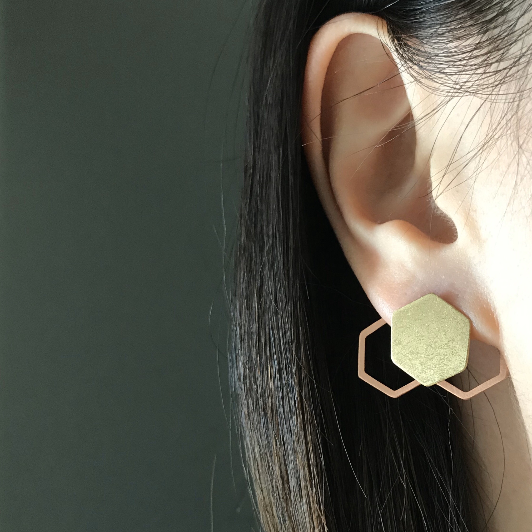 sukashiピアス【ろっかくita】