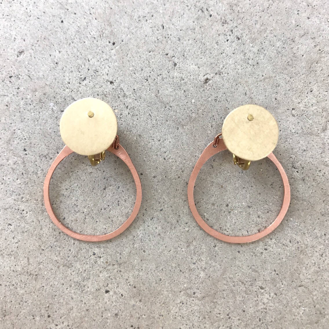 sukashiイヤリング【まる3ita】