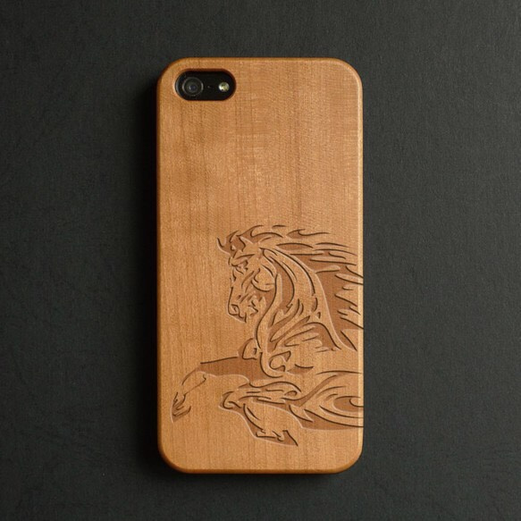 適用於天然木材iPhone 11 / 11Pro的木雕與所有iPhone型號兼容智能手機外殼055馬 第1張的照片
