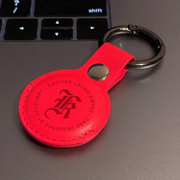 AirTag鑰匙圈保護套鑰匙扣⭐︎首字母/可以插入字符⭐︎3種顏色可供選擇棕色 第3張的照片