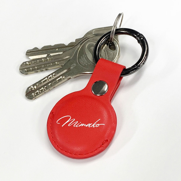 AirTag key ring case key holder ⭐︎ 可以輸入首字母和字母 ⭐︎ 3 種顏色 第3張的照片